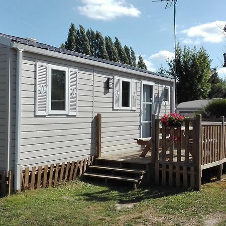 Camping Loisirs Des Groux Mousseaux-sur-Seine Экстерьер фото