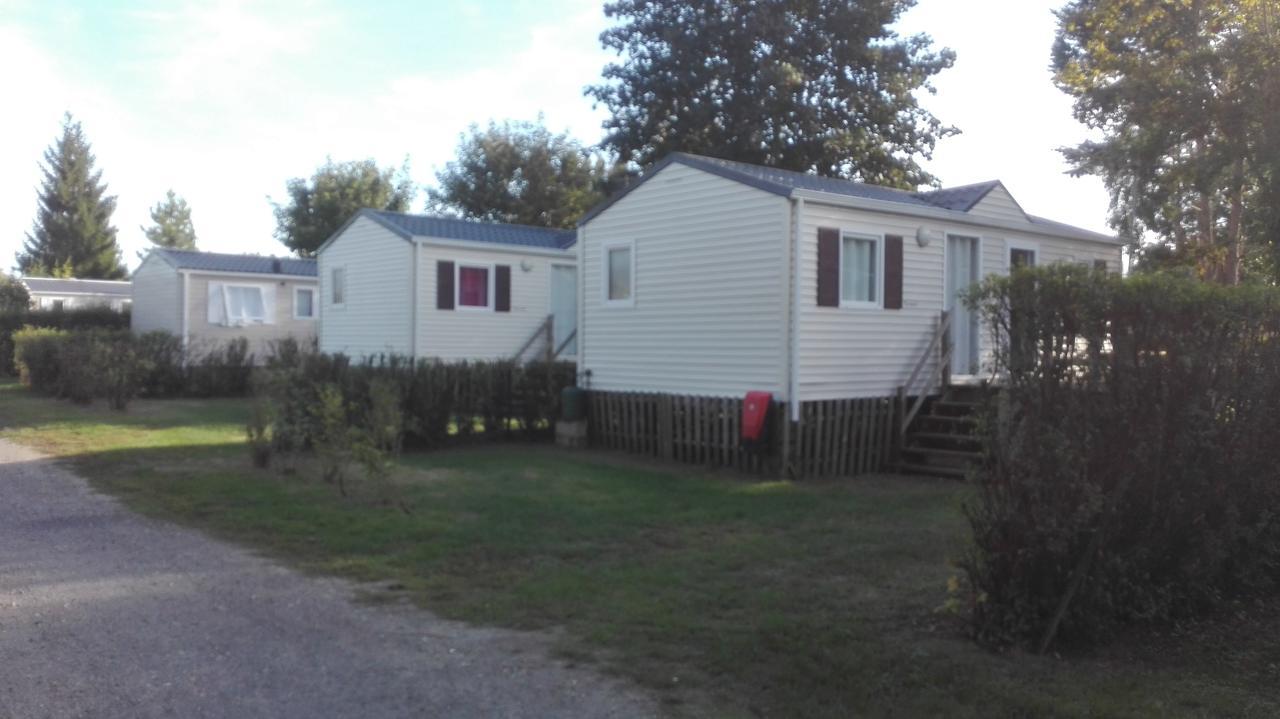 Camping Loisirs Des Groux Mousseaux-sur-Seine Экстерьер фото