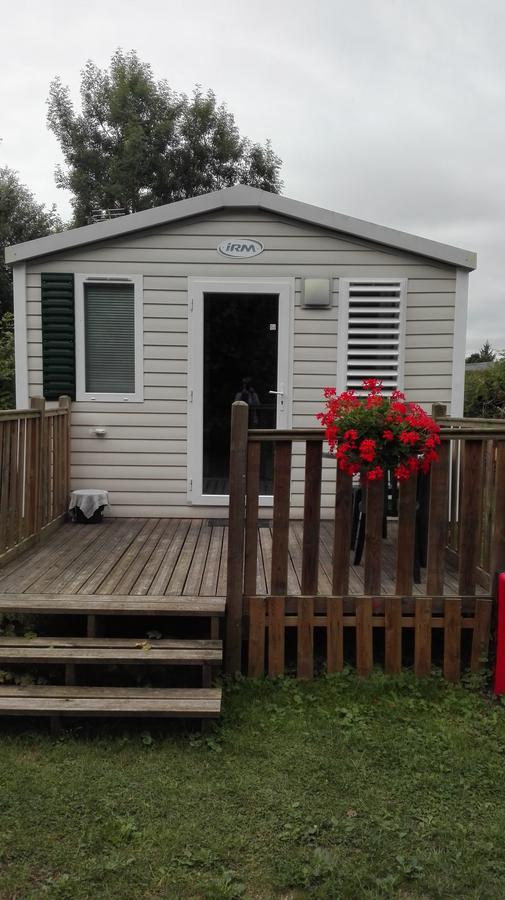 Camping Loisirs Des Groux Mousseaux-sur-Seine Экстерьер фото