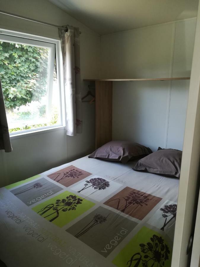 Camping Loisirs Des Groux Mousseaux-sur-Seine Экстерьер фото