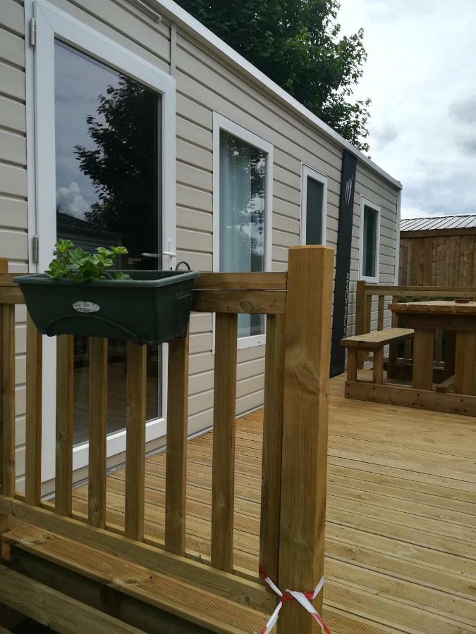 Camping Loisirs Des Groux Mousseaux-sur-Seine Экстерьер фото